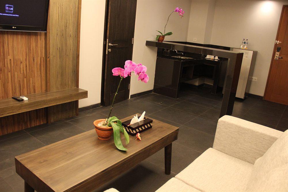 Ping Hotel Seminyak Eksteriør bilde